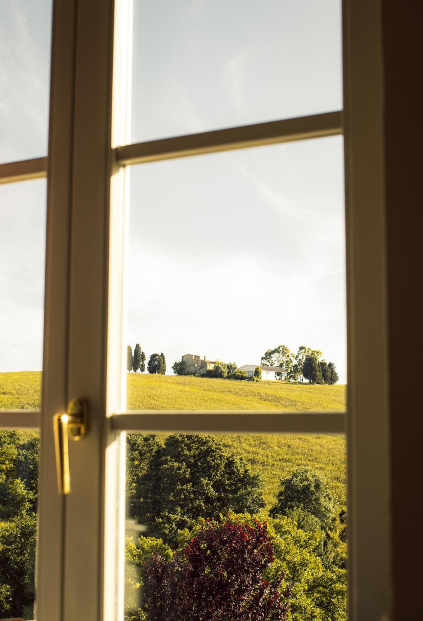 Agriturismo Podere Il Fornacino Санта-Луче Экстерьер фото
